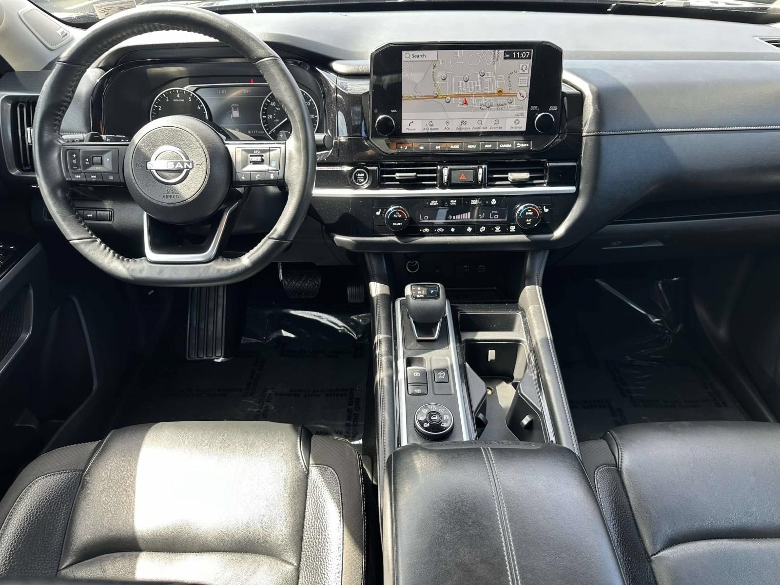 2022 Nissan Pathfinder SL 4WD