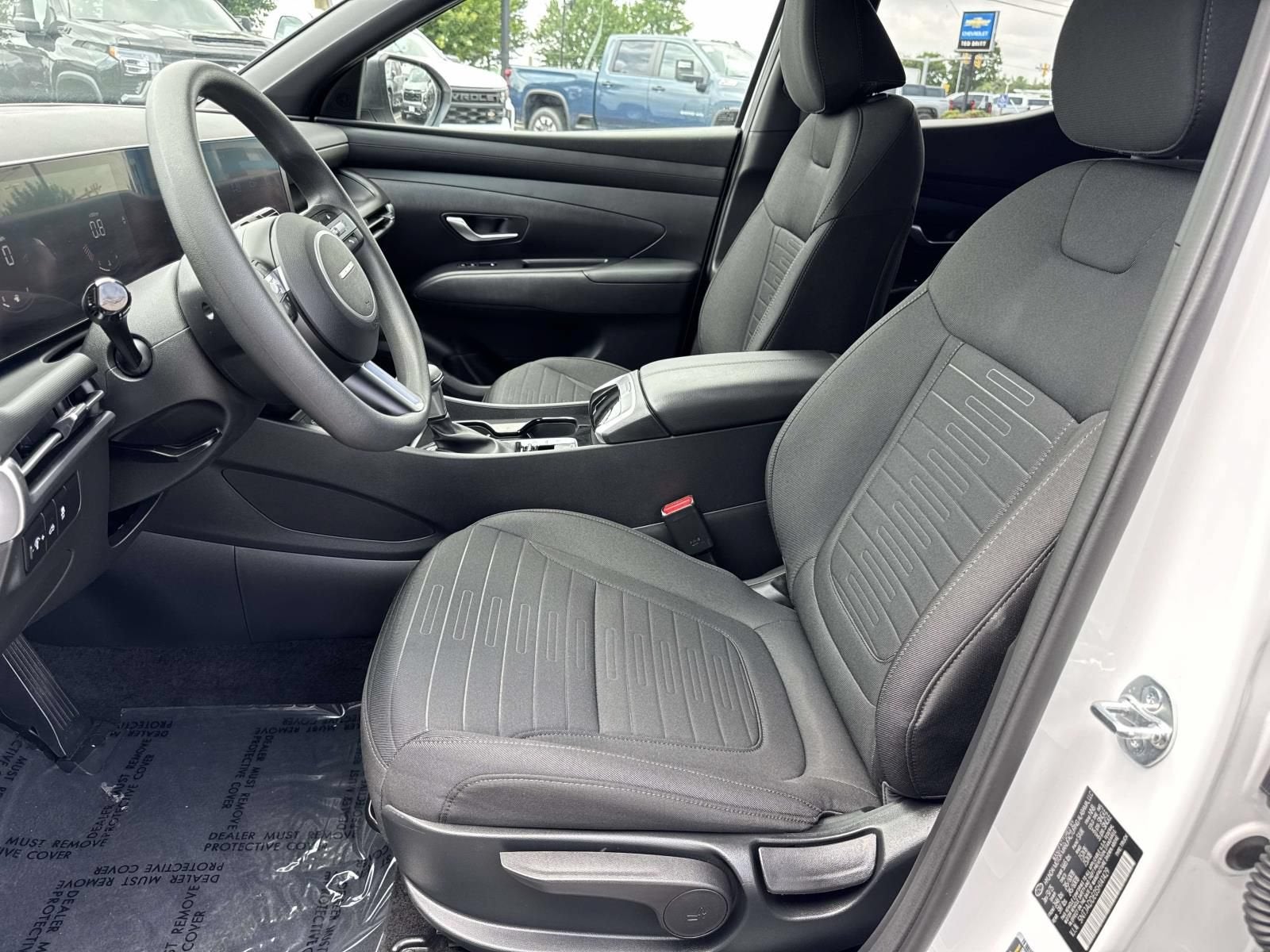 2025 Hyundai Santa Cruz SE