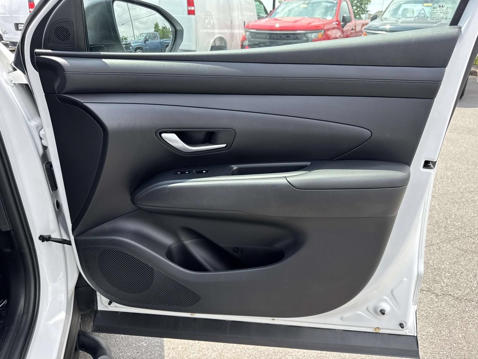 2025 Hyundai Santa Cruz SE