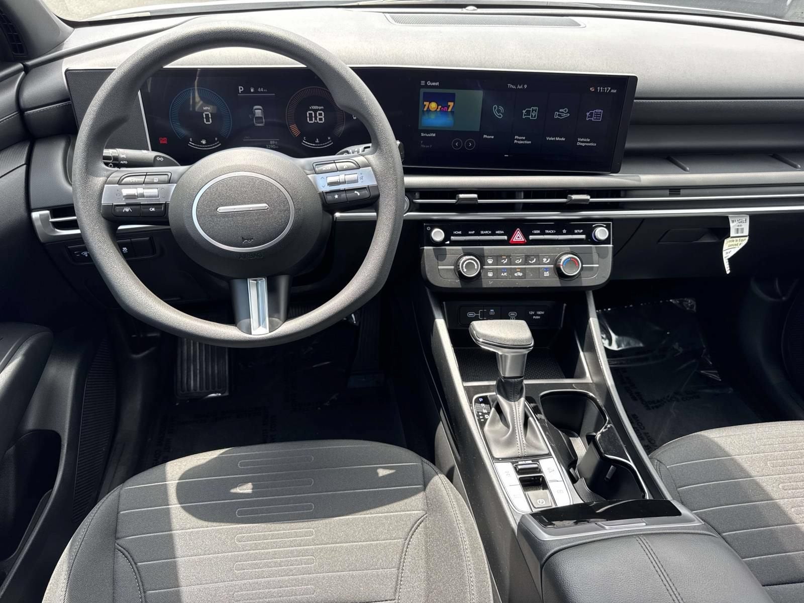 2025 Hyundai Santa Cruz SE