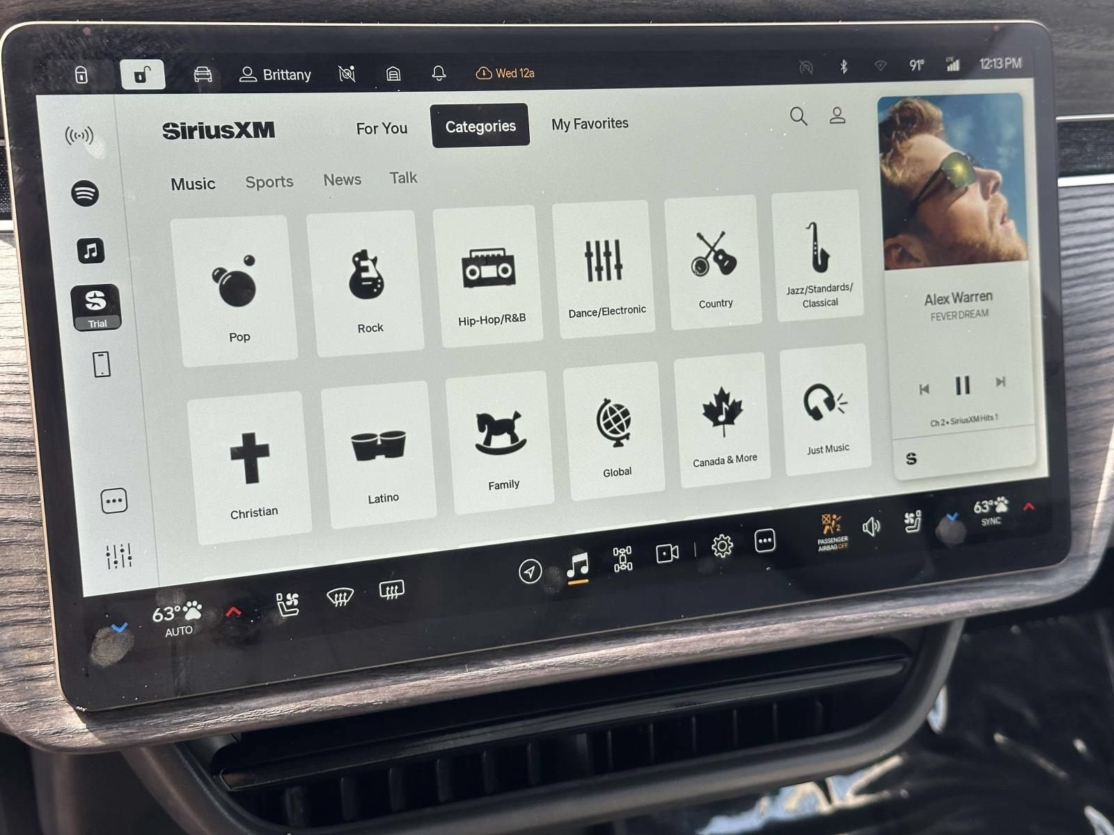 2023 Rivian R1S Adventure