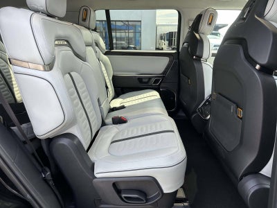 2023 Rivian R1S Adventure