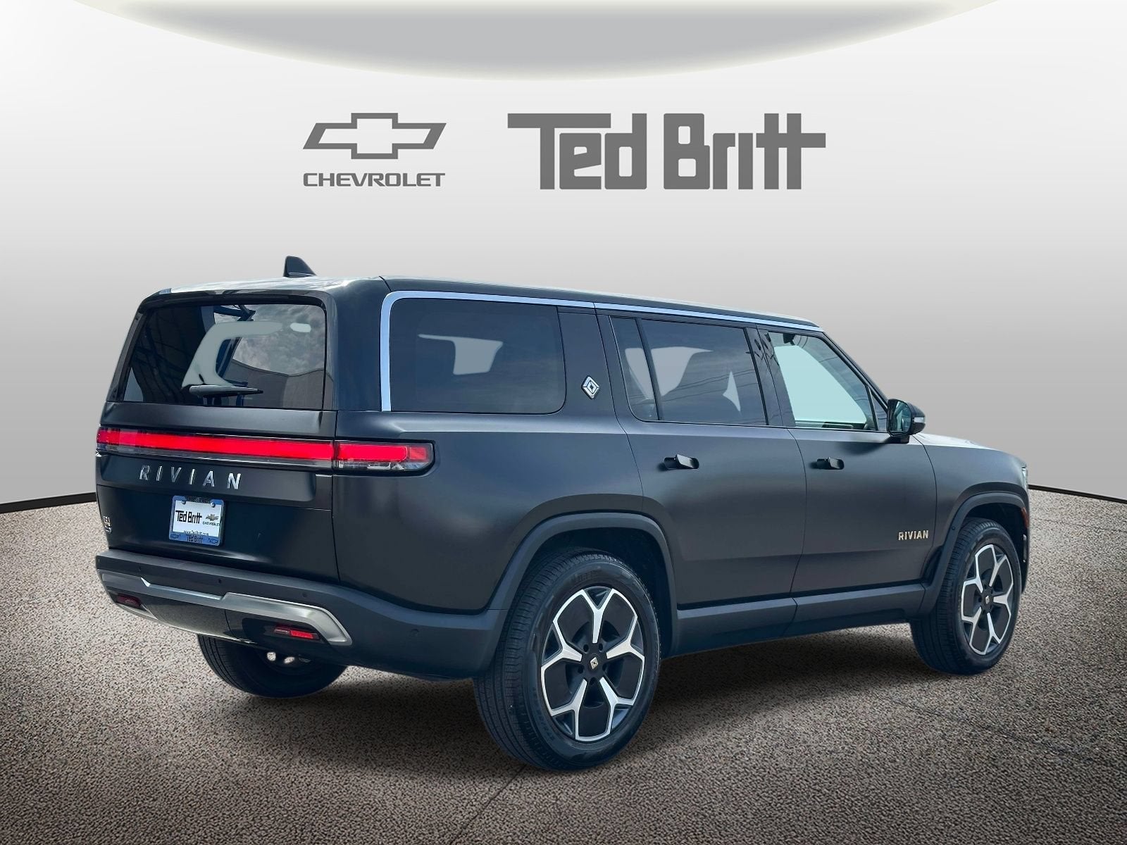 2023 Rivian R1S Adventure