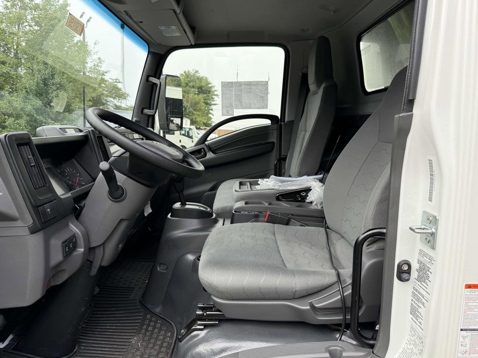 2025 Chevrolet Low Cab Forward 5500 XD Base