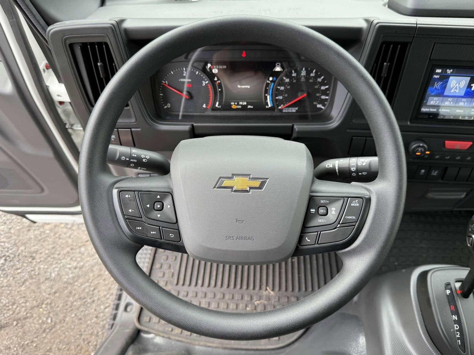 2025 Chevrolet Low Cab Forward 5500 XD Base