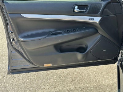 2010 INFINITI G37 Sedan x