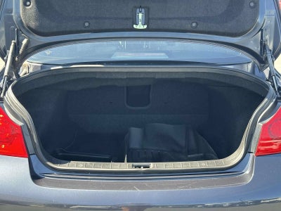 2010 INFINITI G37 Sedan x