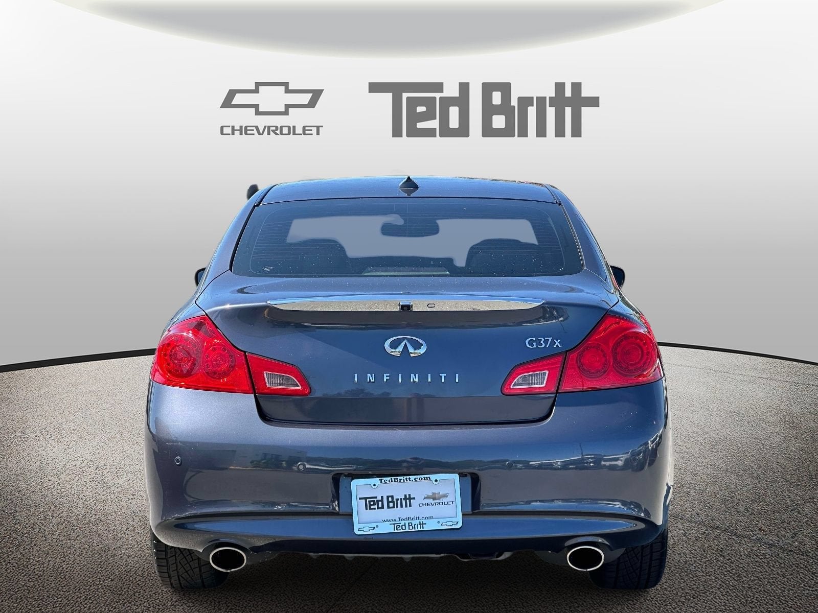 2010 INFINITI G37 Sedan x