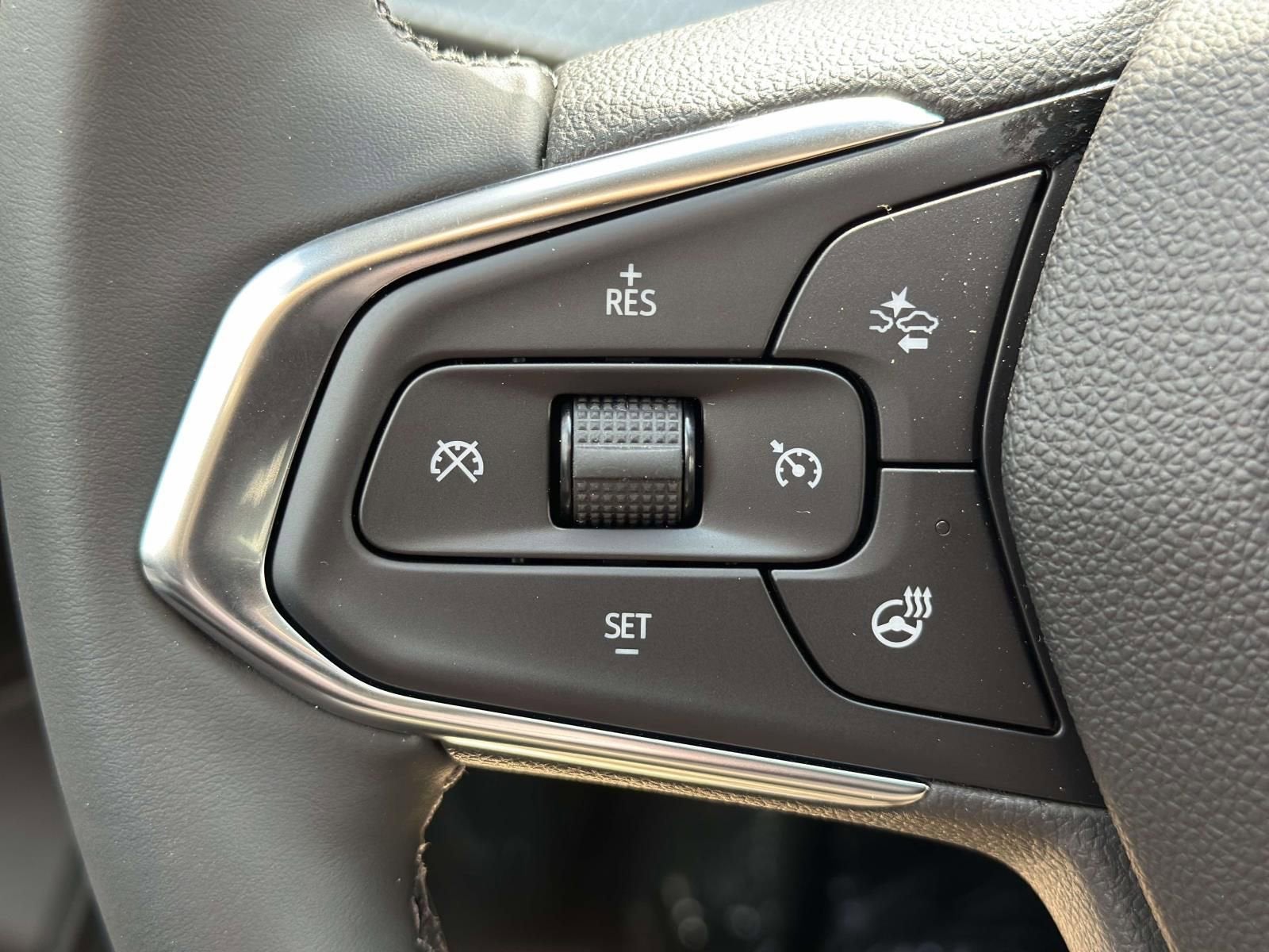 2026 Chevrolet Trax LT - Photo 14
