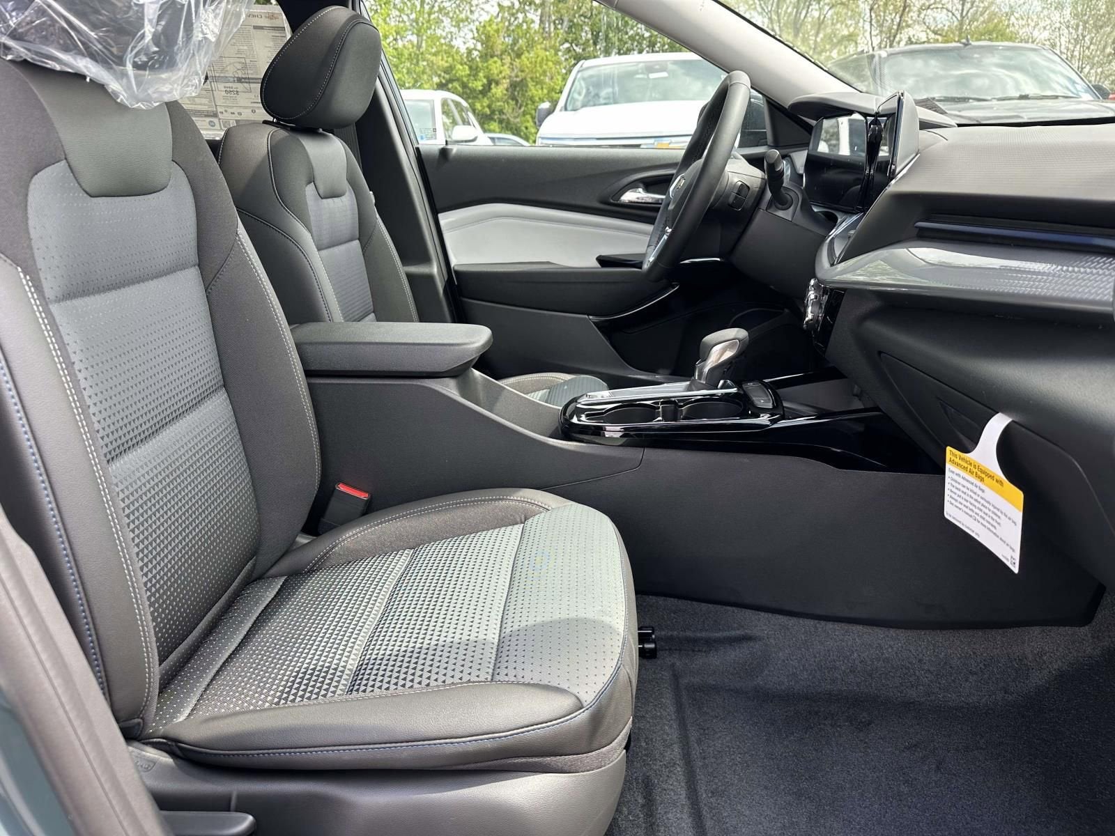 2026 Chevrolet Trax LT - Photo 25