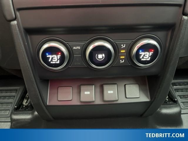 2024 Land Rover Defender 110 P500 SE