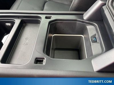 2024 Land Rover Defender 110 P500 SE