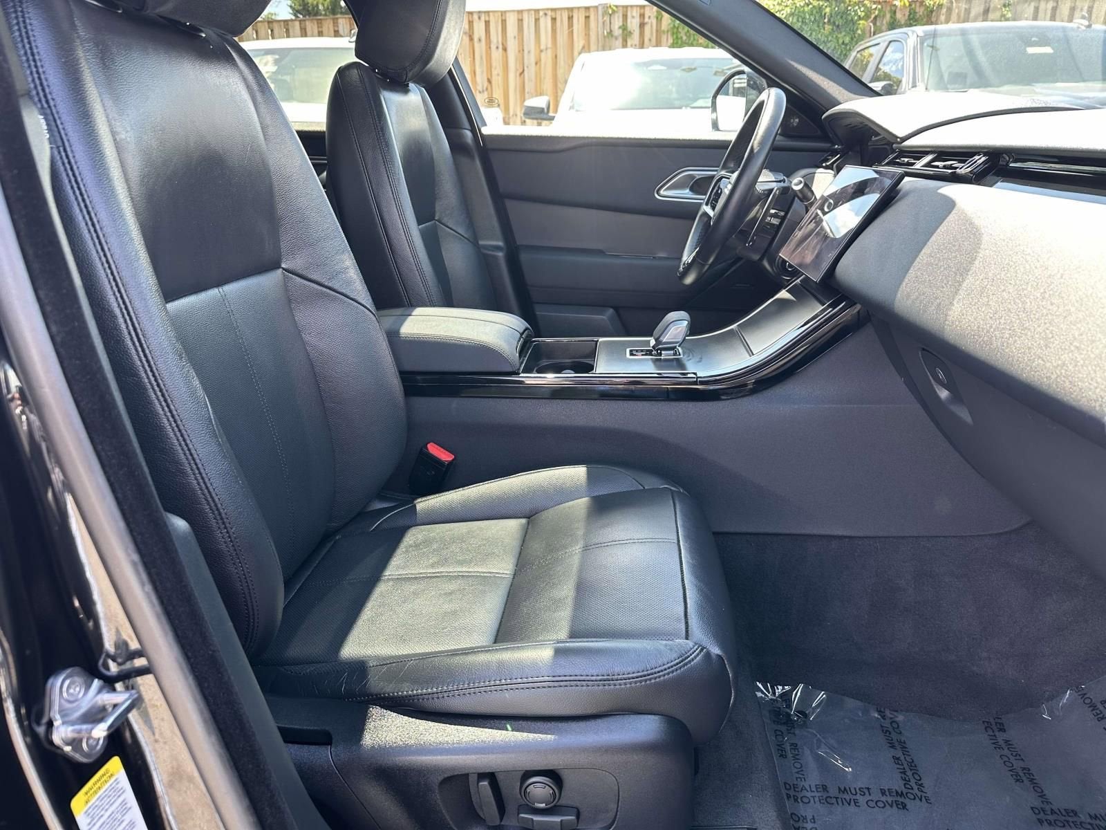 2025 Land Rover Range Rover Velar Dynamic SE