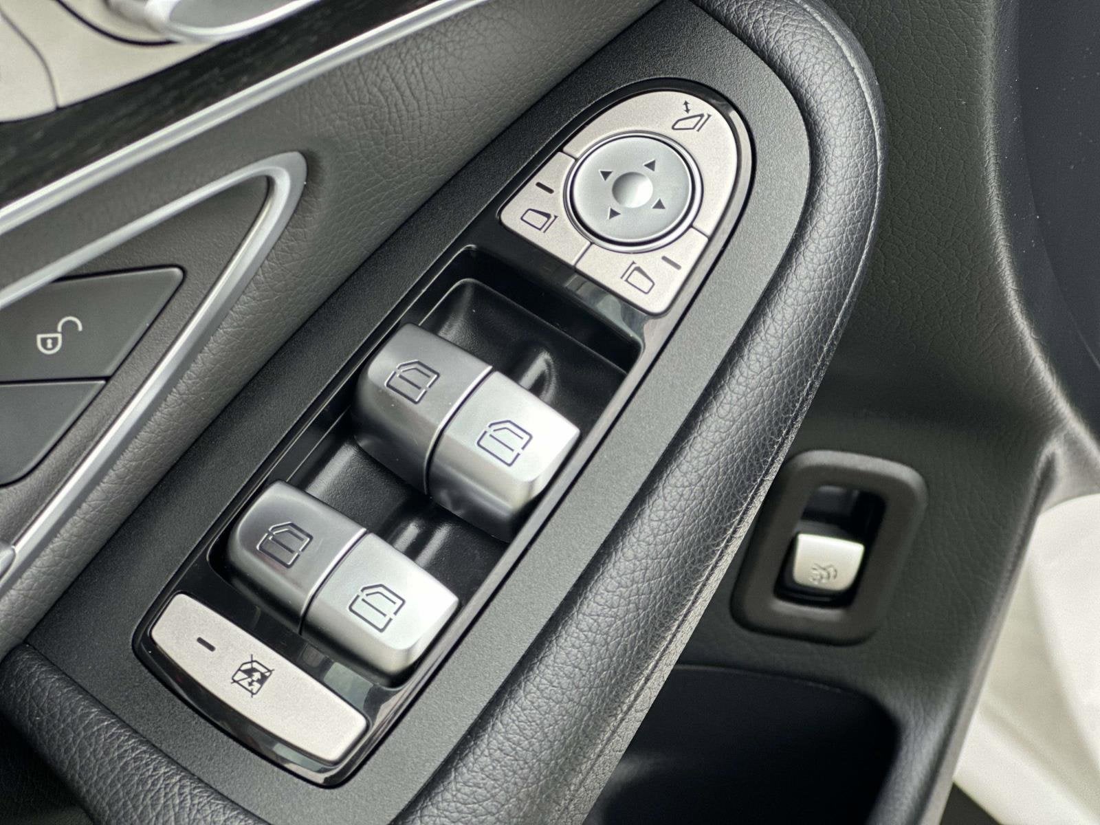 2022 Mercedes-Benz GLC 300 4MATIC® SUV