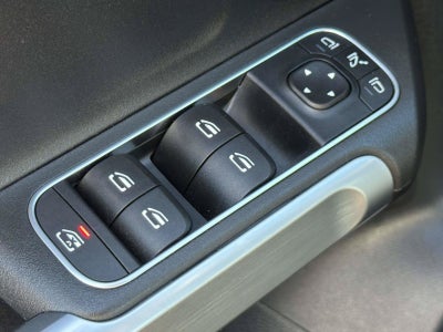 2023 Mercedes-Benz GLB 250 4MATIC®