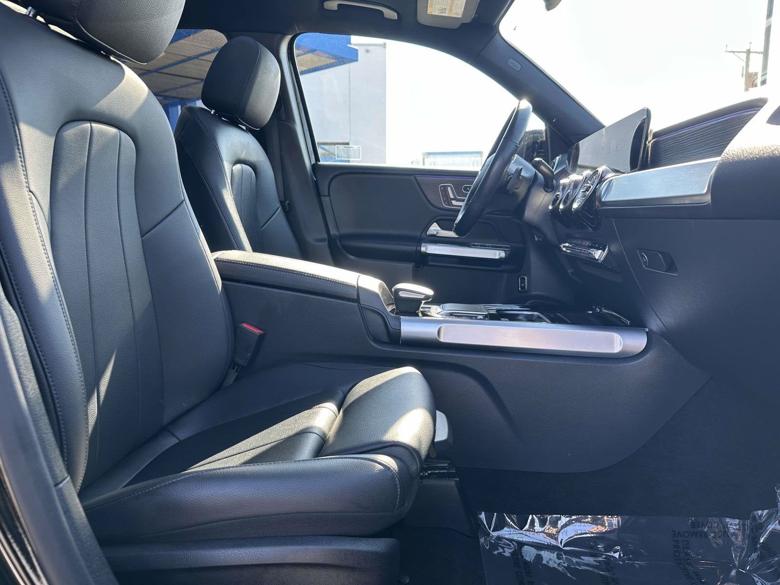 2023 Mercedes-Benz GLB 250 4MATIC®