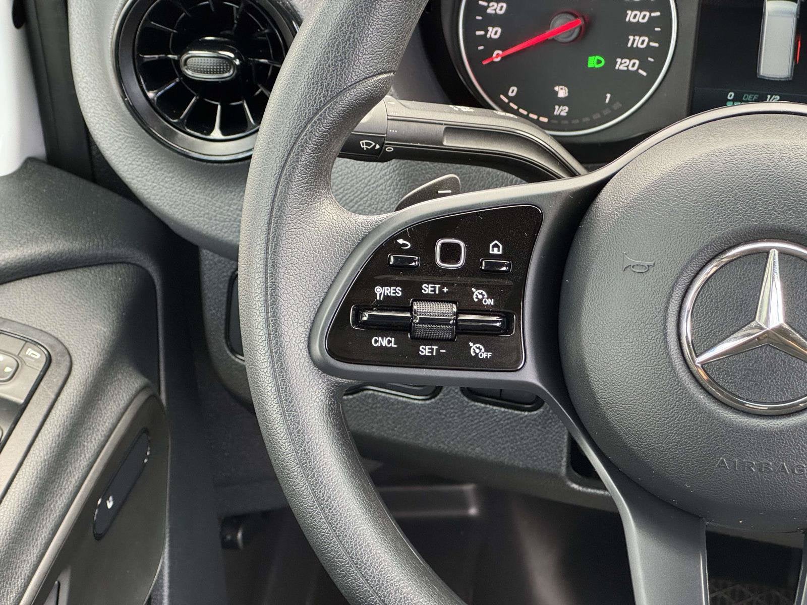 2024 Mercedes-Benz Sprinter 2500 Standard Roof 4-Cyl Diesel