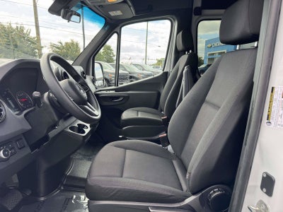 2024 Mercedes-Benz Sprinter 2500 Standard Roof 4-Cyl Diesel