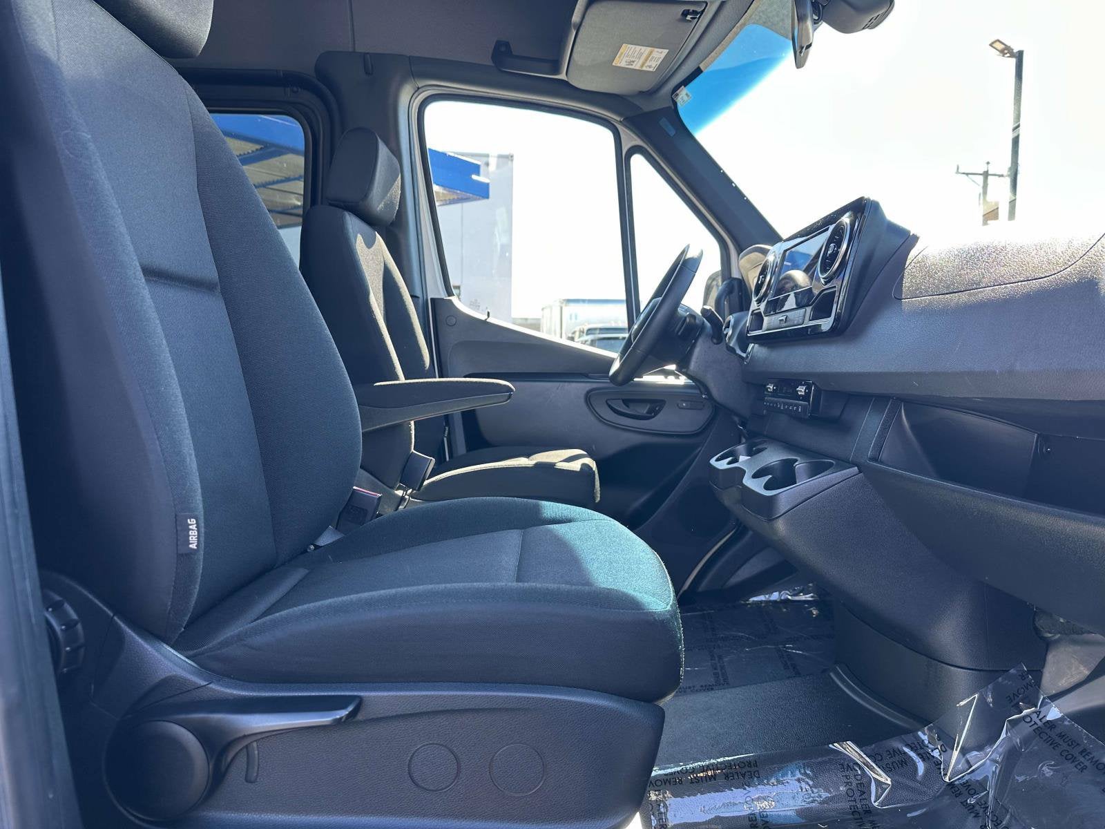 2025 Mercedes-Benz Sprinter Passenger Van 2500 HIGH ROOF I4