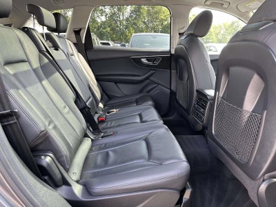 2022 Audi Q7 Premium 45 TFSI quattro Tiptronic