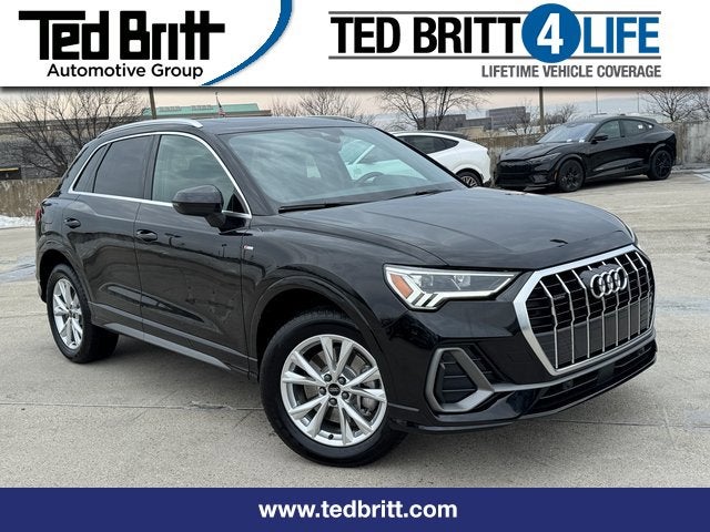 2025 Audi Q3 S line Premium