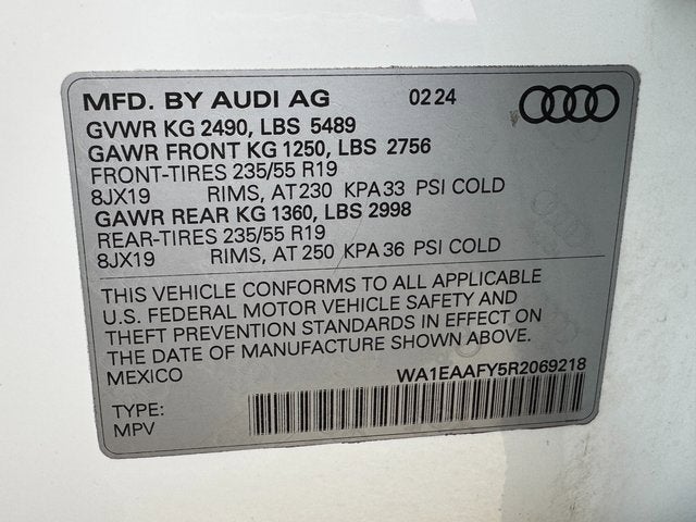 2024 Audi Q5 S line Premium Plus