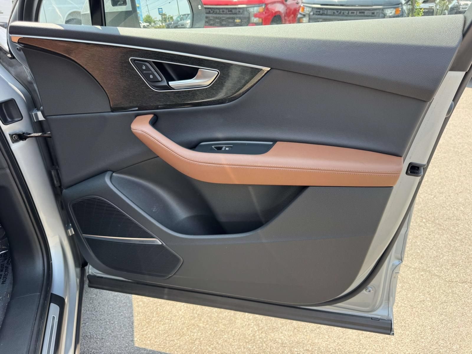2023 Audi Q7 Premium Plus 45 TFSI quattro Tiptronic