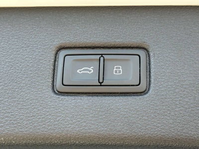 2023 Audi Q7 Premium Plus