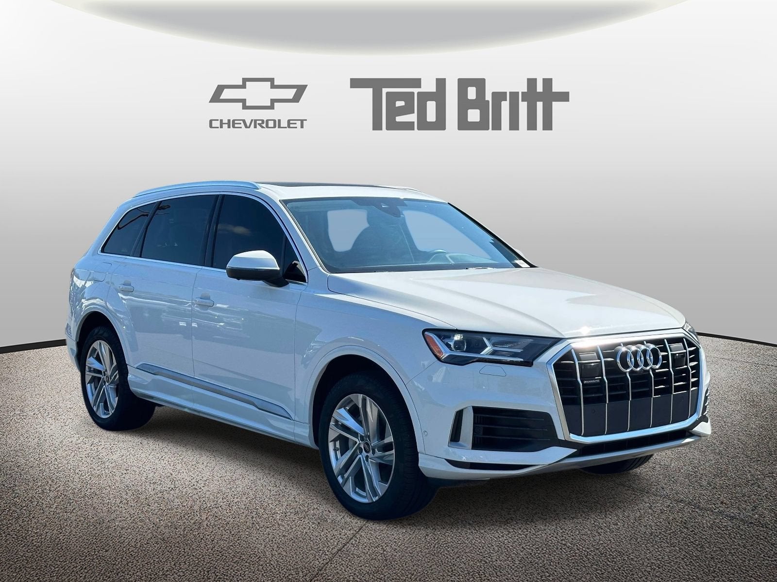 2023 Audi Q7 Premium Plus