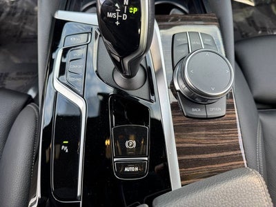 2023 BMW 530 i xDrive