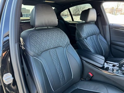 2022 BMW 530 i xDrive