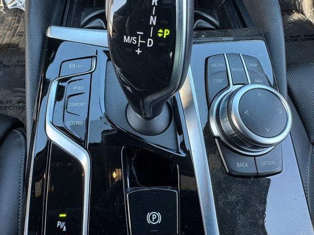 2022 BMW 530 i xDrive