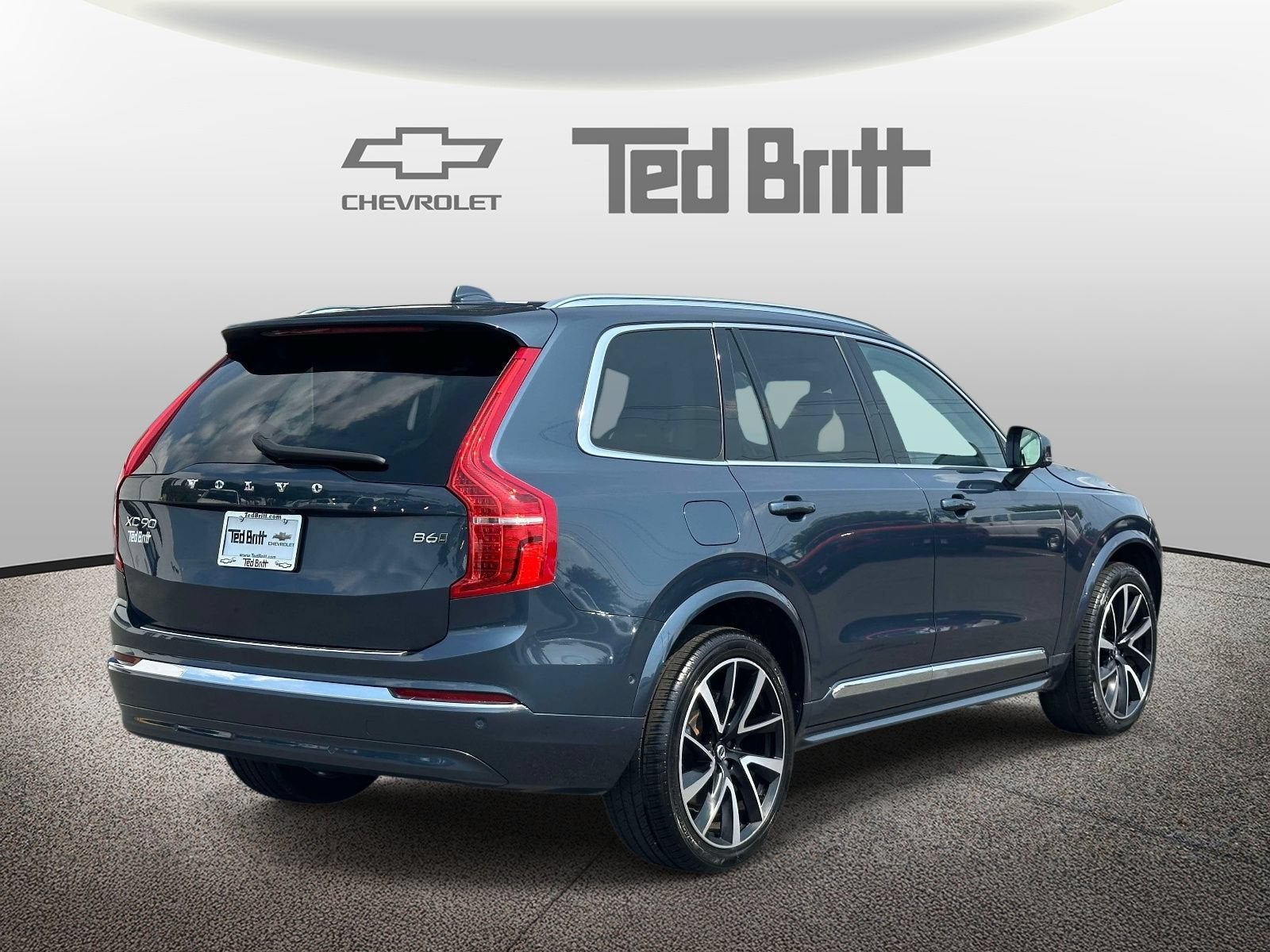 2023 Volvo XC90 B6 Plus 7-Seater