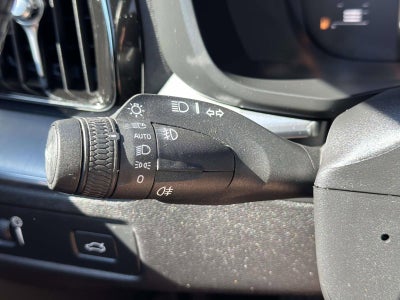 2018 Volvo XC60 T5 Momentum