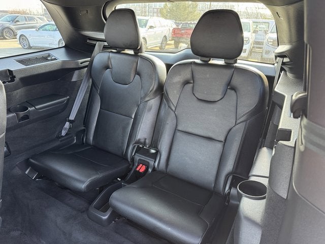 2020 Volvo XC90 T6 Momentum 6 Passenger