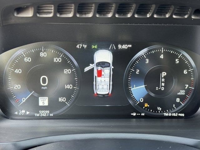 2020 Volvo XC90 T6 Momentum 6 Passenger
