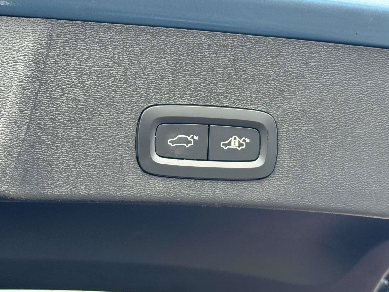 2023 Volvo XC40 Recharge Pure Electr Plus