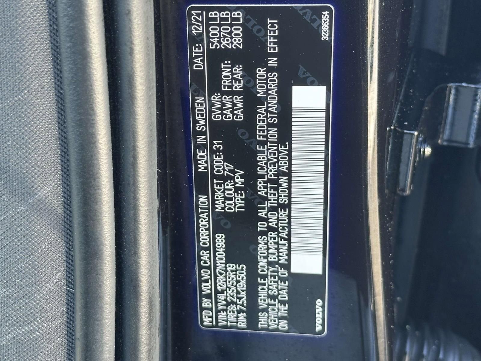 2022 Volvo XC60 B5 Momentum